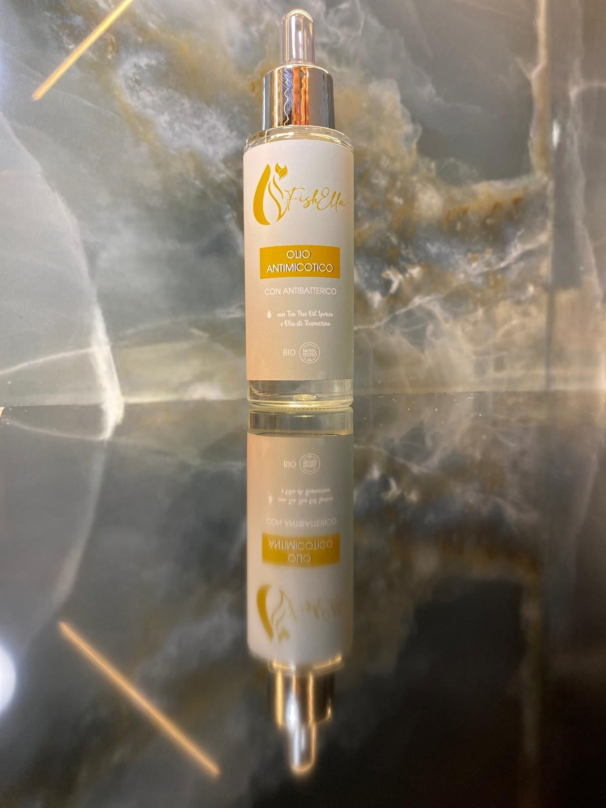 Olio Antimicotico con Antibatterico